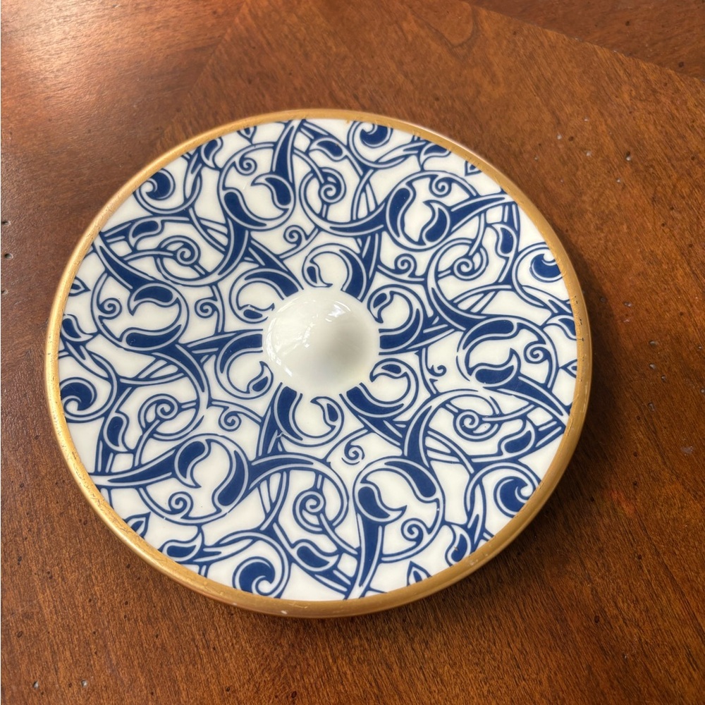 R. Mahan Signed Saucer/Under-plate. Stunning Cobalt Blue  & White.